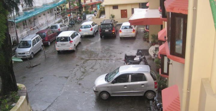 Treebo Trend Mussoorie Club Hotell Dehradun Eksteriør bilde