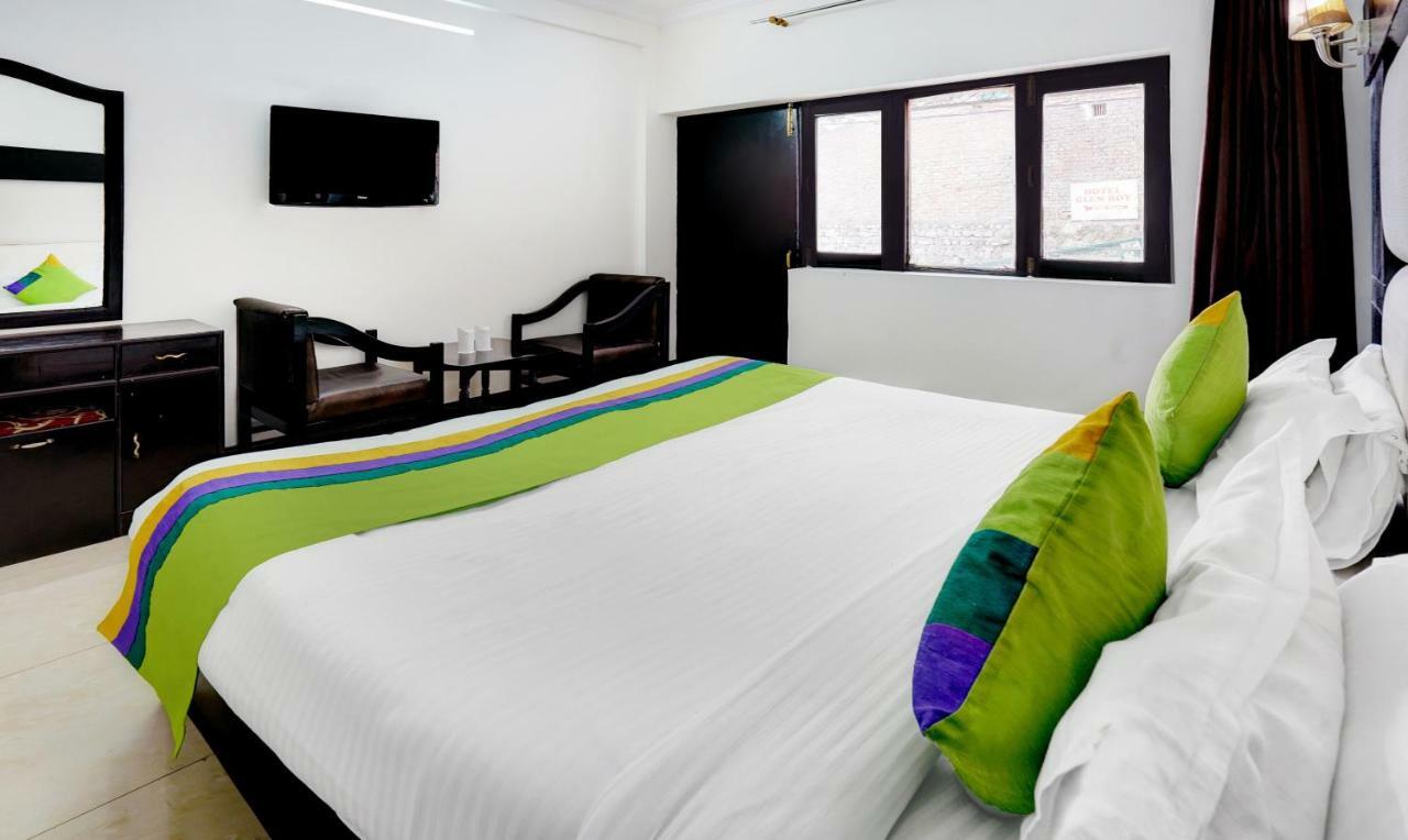 Treebo Trend Mussoorie Club Hotell Dehradun Eksteriør bilde