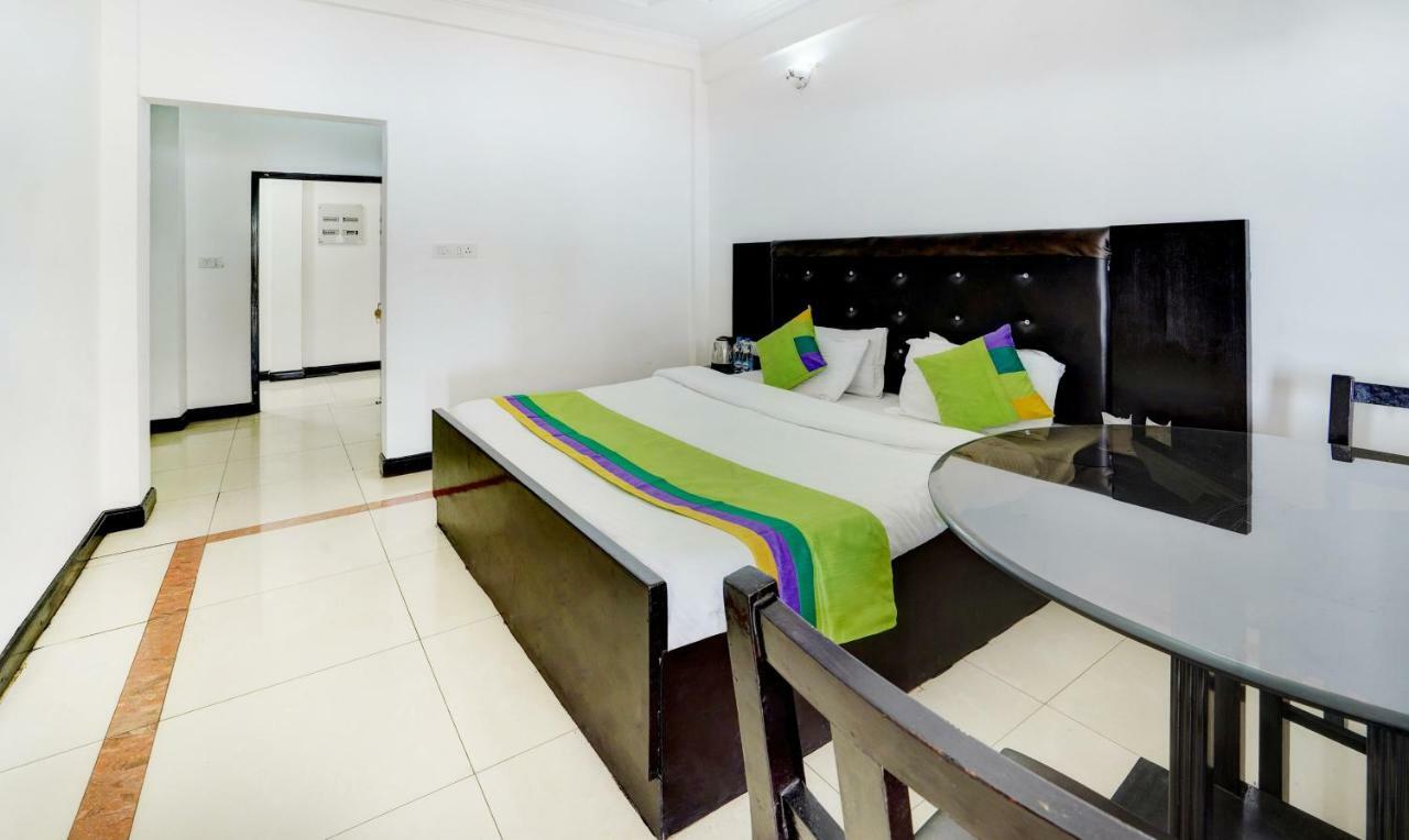 Treebo Trend Mussoorie Club Hotell Dehradun Eksteriør bilde