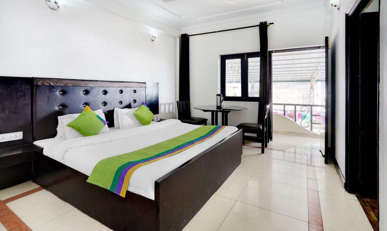 Treebo Trend Mussoorie Club Hotell Dehradun Eksteriør bilde