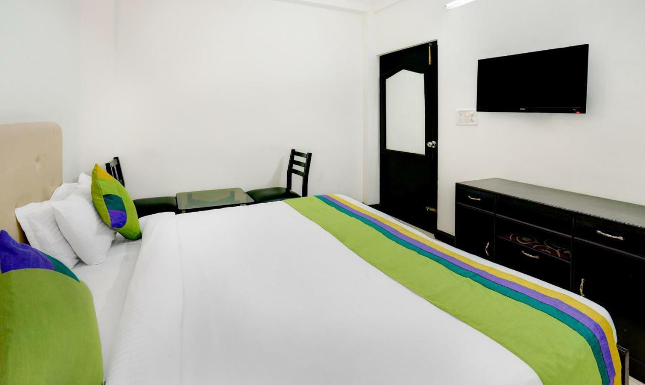 Treebo Trend Mussoorie Club Hotell Dehradun Eksteriør bilde