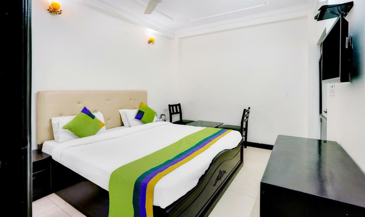 Treebo Trend Mussoorie Club Hotell Dehradun Eksteriør bilde