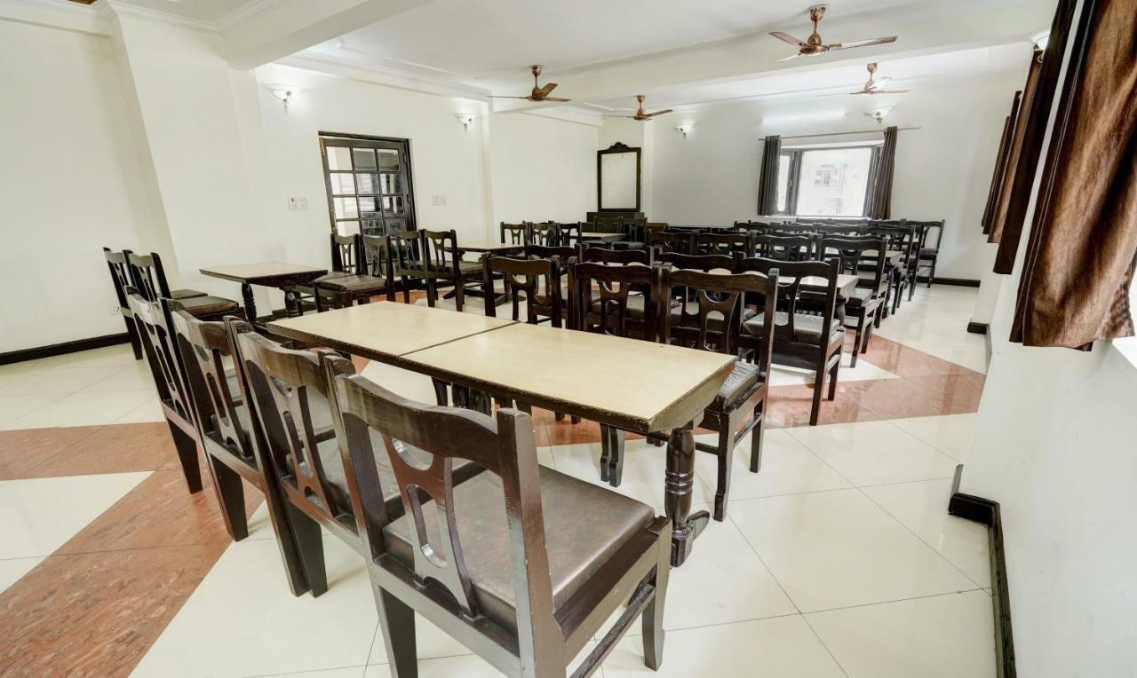 Treebo Trend Mussoorie Club Hotell Dehradun Eksteriør bilde