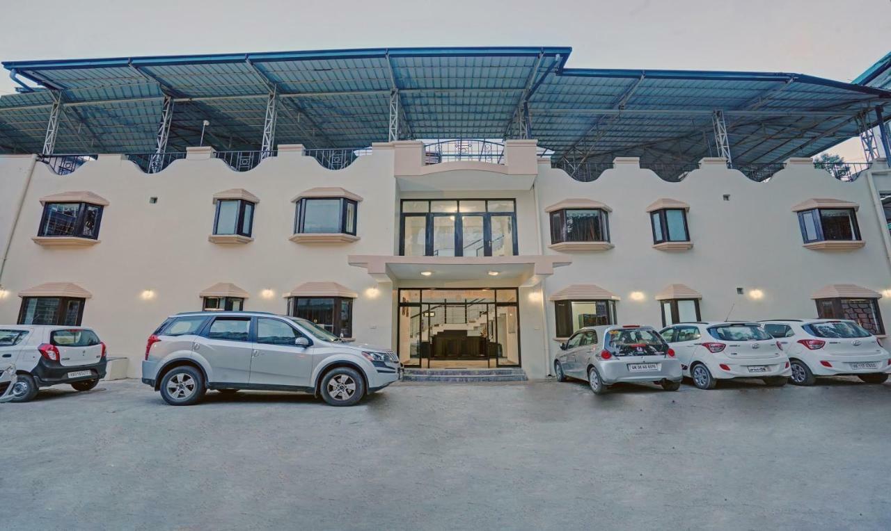Treebo Trend Mussoorie Club Hotell Dehradun Eksteriør bilde
